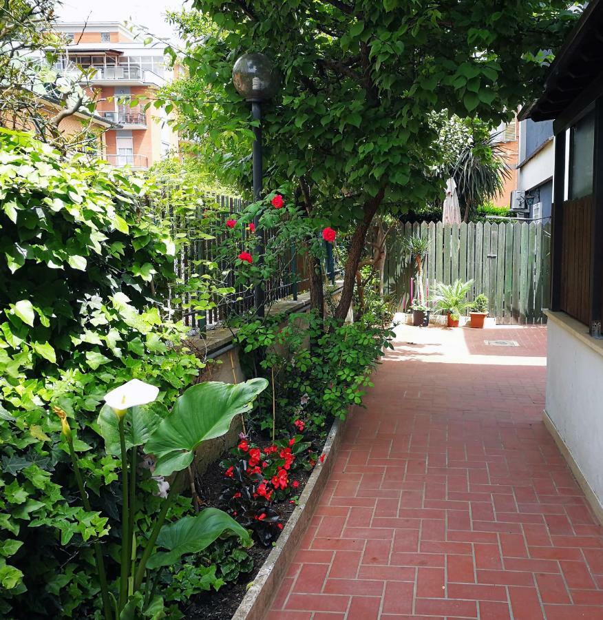 Lambertone, Cozy Flat In Rome, Aurelio Vatican Экстерьер фото