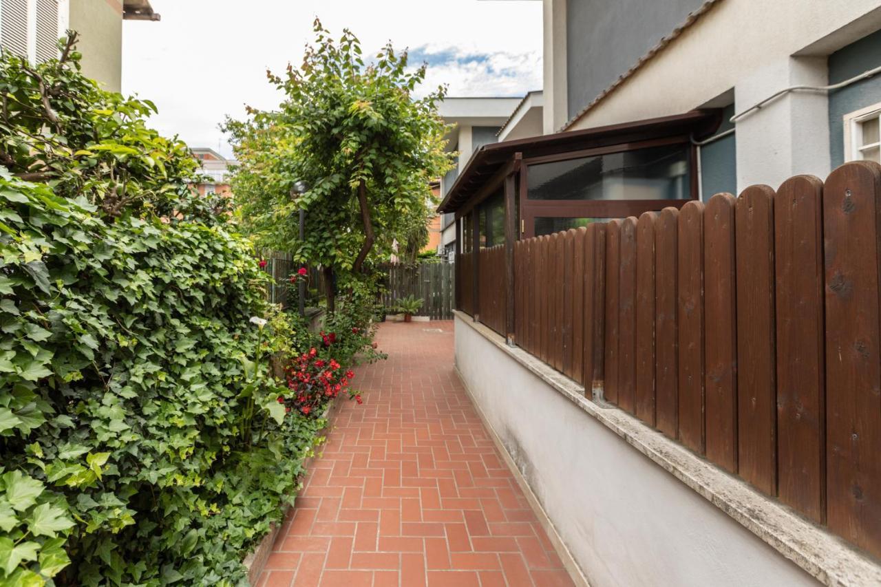 Lambertone, Cozy Flat In Rome, Aurelio Vatican Экстерьер фото